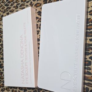 Natasha Denona Eye Sculpt Texture and Tone Palette SOFT